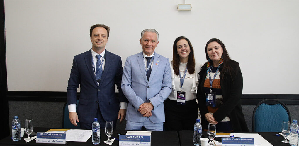 Turismo catarinense debate voos regionais, reforma tributária e sustentabilidade no Encatho & Exprotel 2026